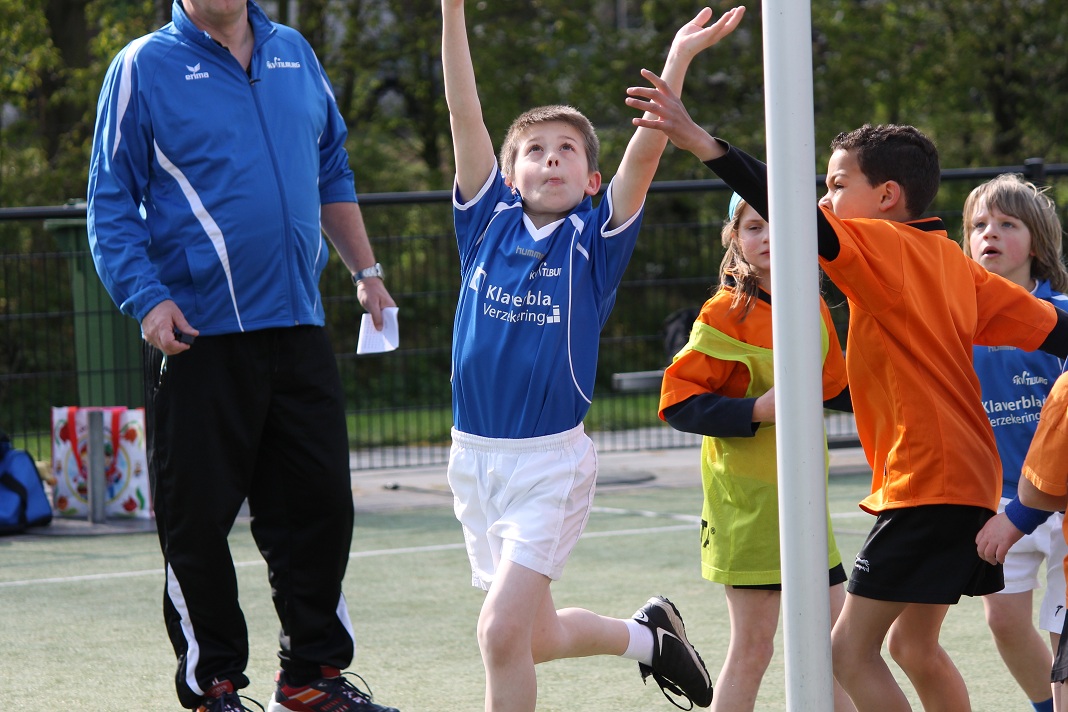 Jesse korfbal 14-04-12 Rust Roest 047k.jpg